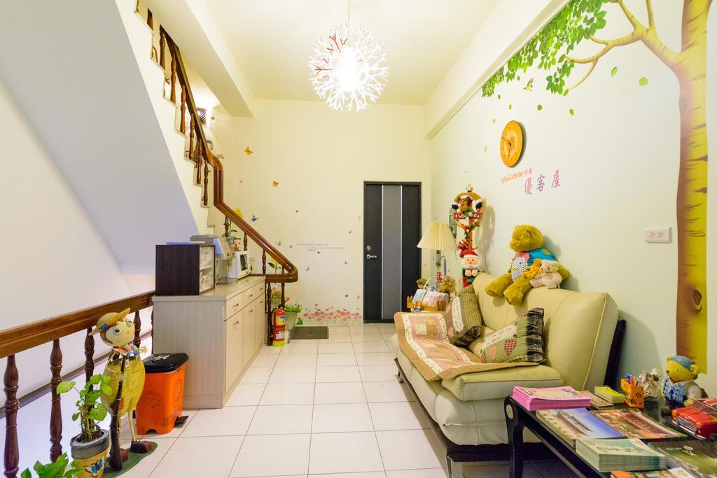 Hotel Play House à Tainan Extérieur photo